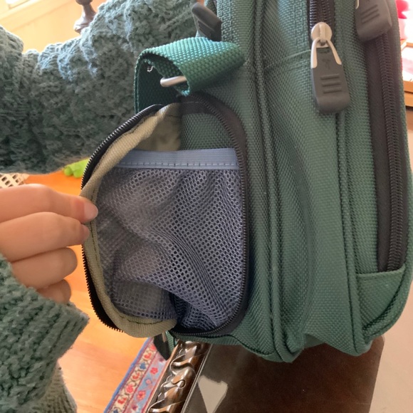 Women’s Ricardo Carry-on Travel bag - Picture 4 of 6